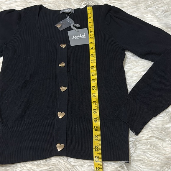 Women’s Marled heart gold button solid black sweater/cardigan small - Picture 4 of 8
